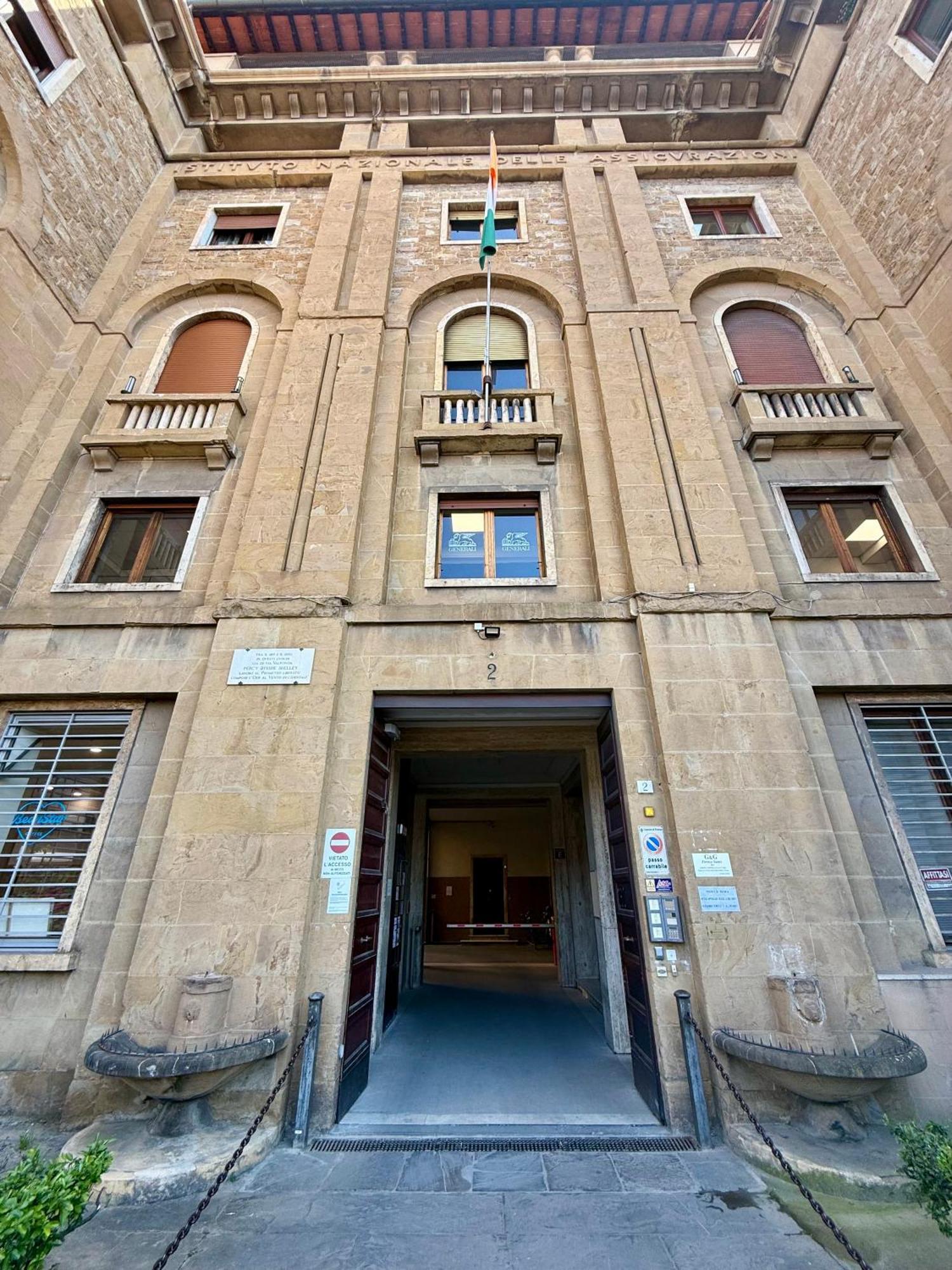 Apartamento Casa Ugo Porpora 102 In The Historic Center