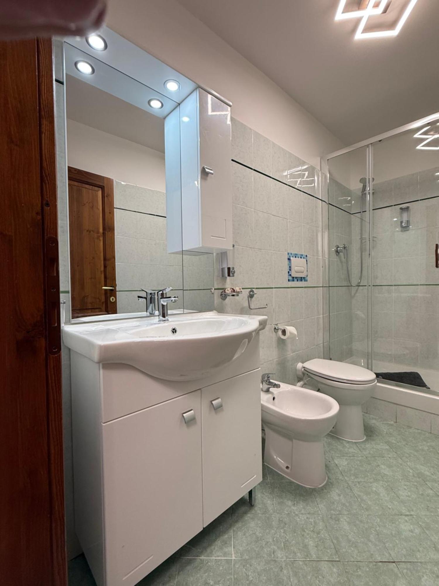 Apartamento Casa Ugo Porpora 102 In The Historic Center *