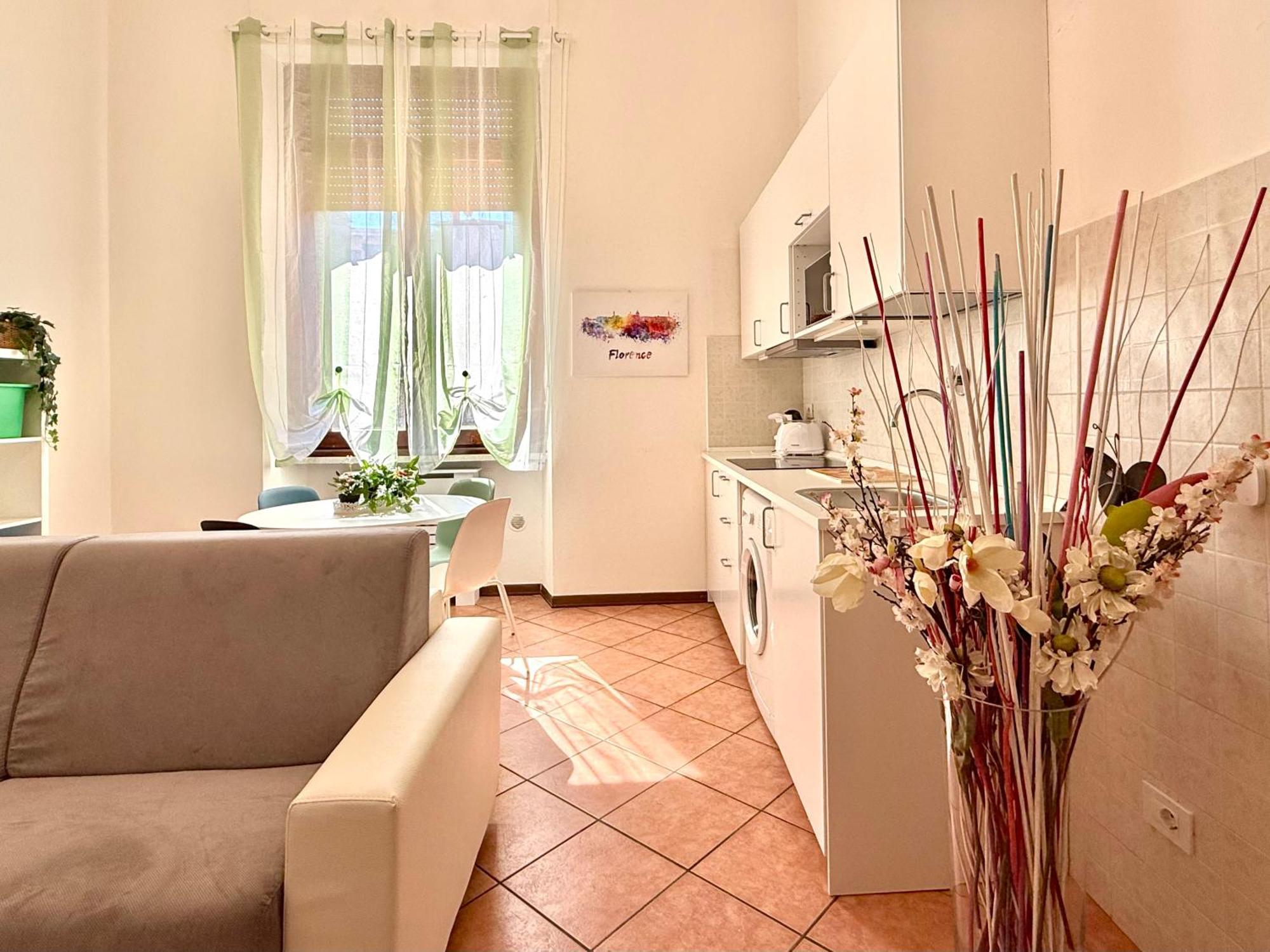 Apartamento Casa Ugo Porpora 102 In The Historic Center *